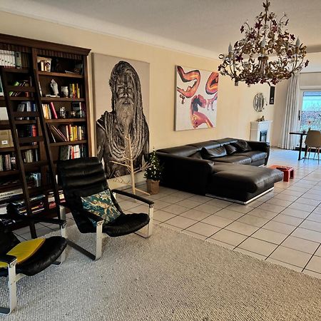 Villa Casa Blanca Mit Privatem Schwimmbad 26 Grad Und Sauna Duisburg Bagian luar foto