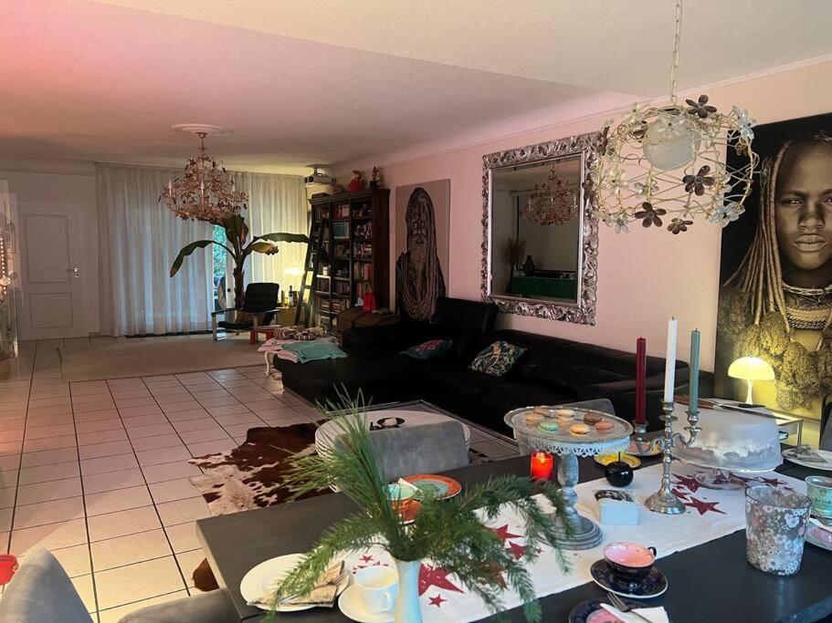 Villa Casa Blanca Mit Privatem Schwimmbad 26 Grad Und Sauna Duisburg Bagian luar foto