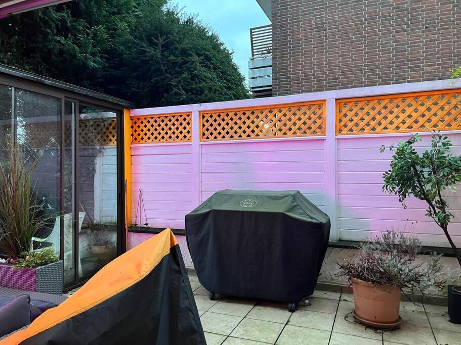 Villa Casa Blanca Mit Privatem Schwimmbad 26 Grad Und Sauna Duisburg Bagian luar foto