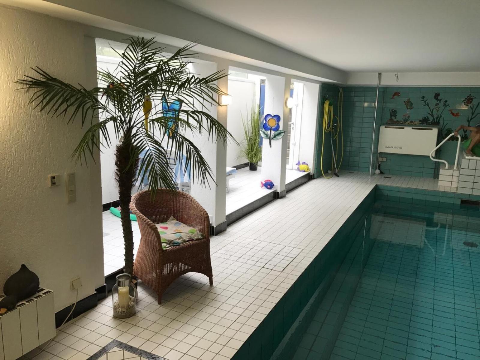 Villa Casa Blanca Mit Privatem Schwimmbad 26 Grad Und Sauna Duisburg Bagian luar foto