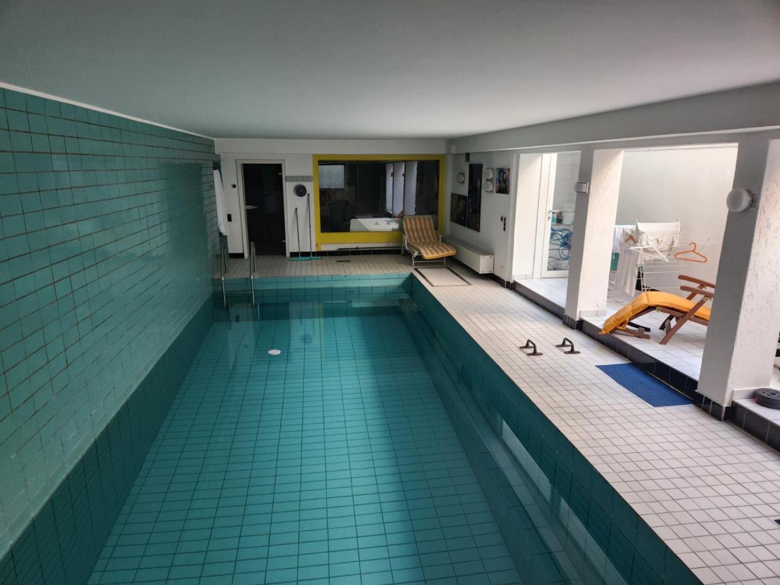 Villa Casa Blanca Mit Privatem Schwimmbad 26 Grad Und Sauna Duisburg Bagian luar foto