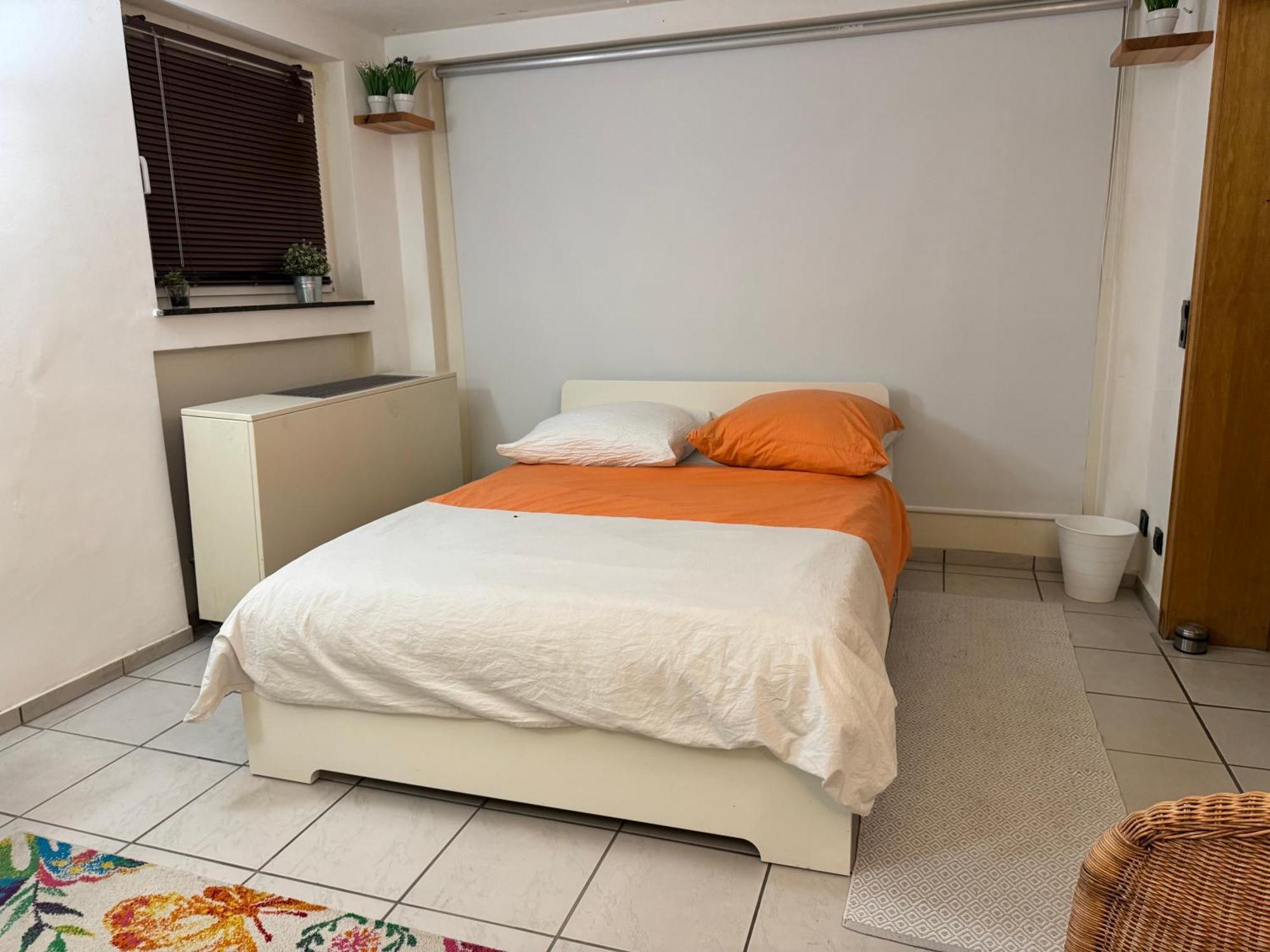 Villa Casa Blanca Mit Privatem Schwimmbad 26 Grad Und Sauna Duisburg Bagian luar foto